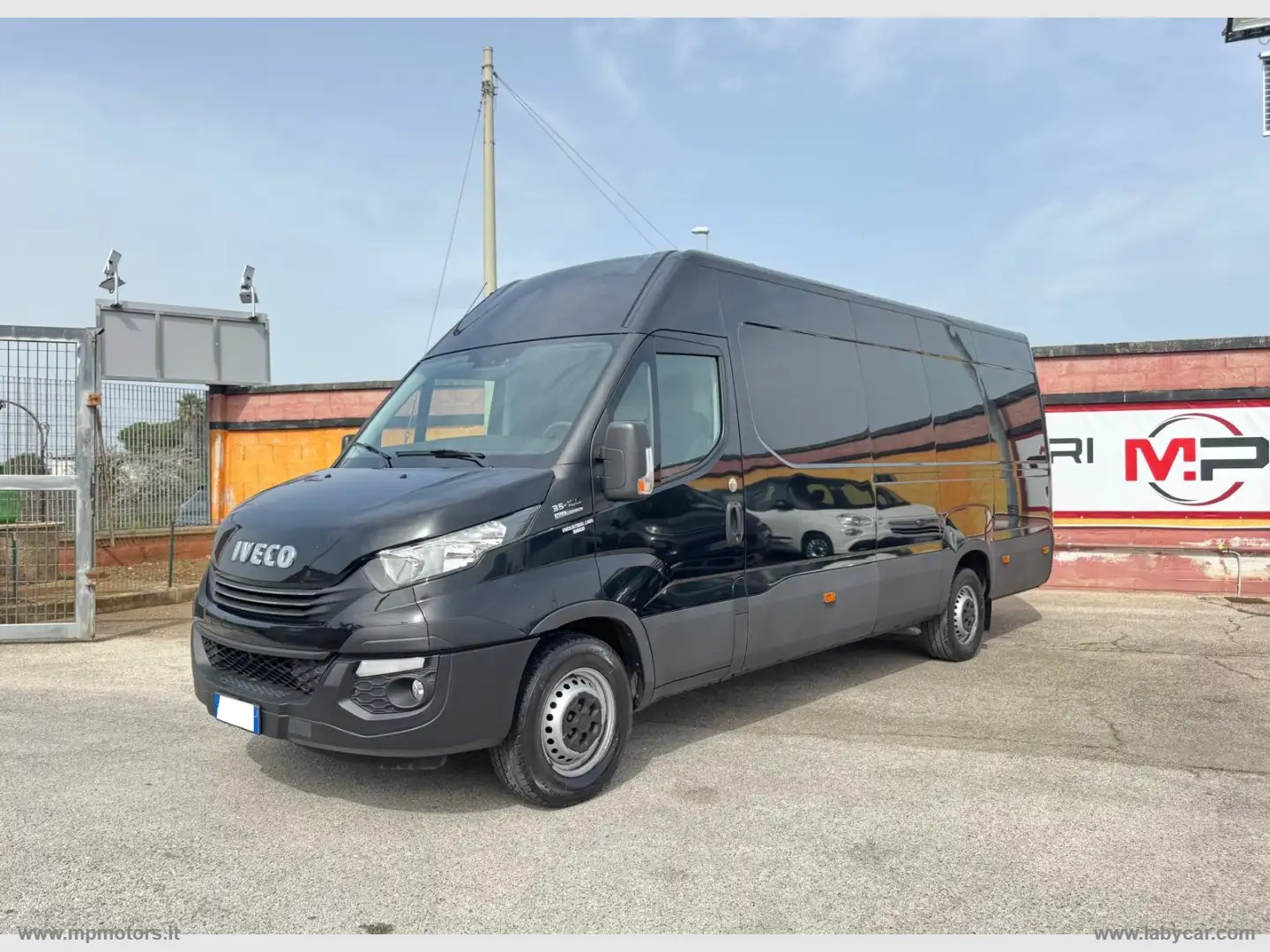Iveco Daily DAILY 35-160 PLM-TM AUTOMATICO 2.3 156CV Schwarz - 1