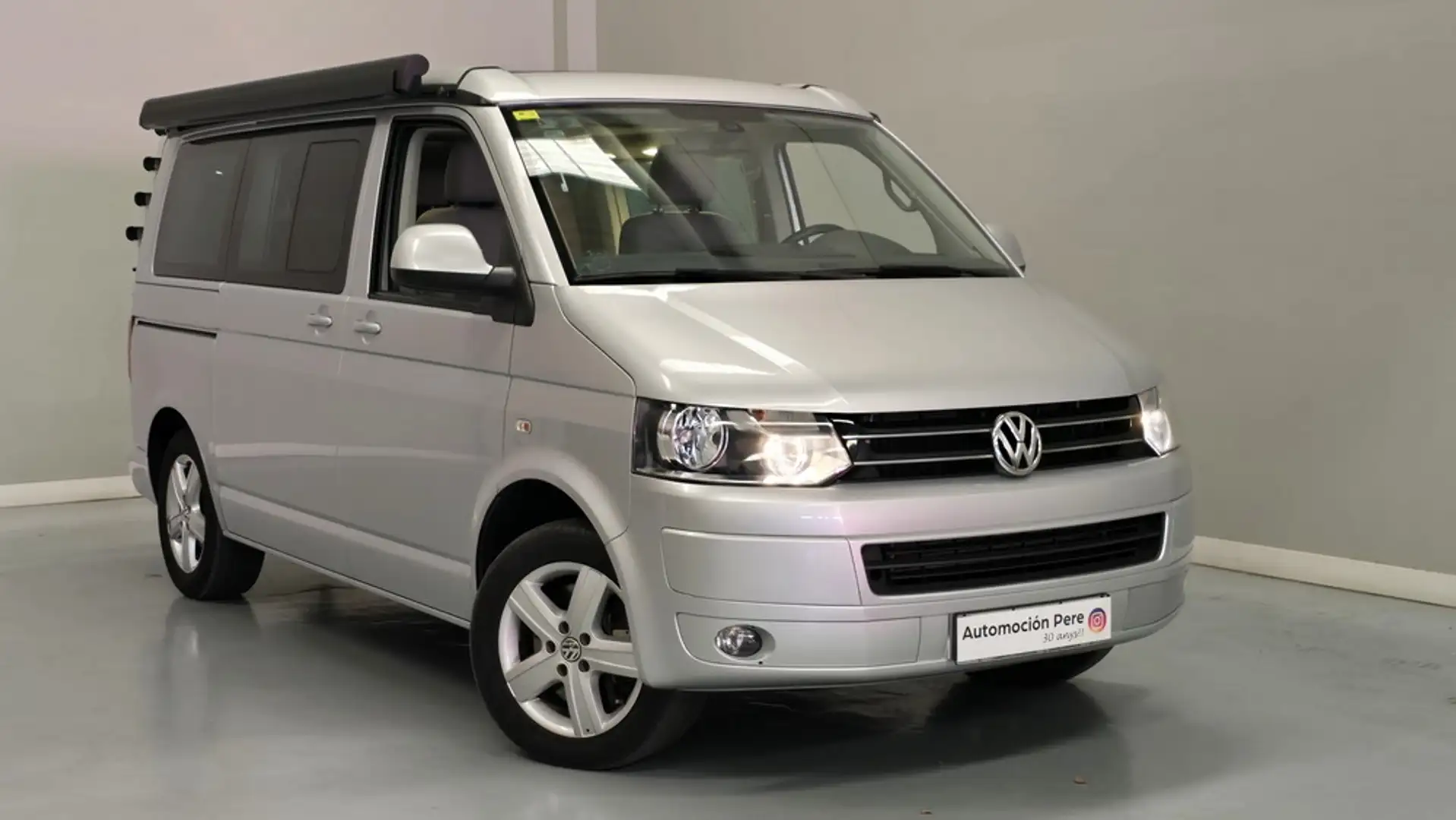 Volkswagen T5 California 2.0TDI BMT Comfortline Ed. Corto DSG 180 Plateado - 1