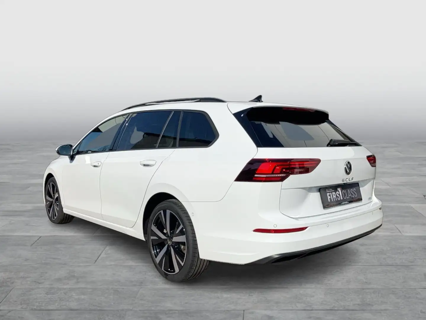 Volkswagen Golf Variant Business mHeV TSI DSG Weiß - 2