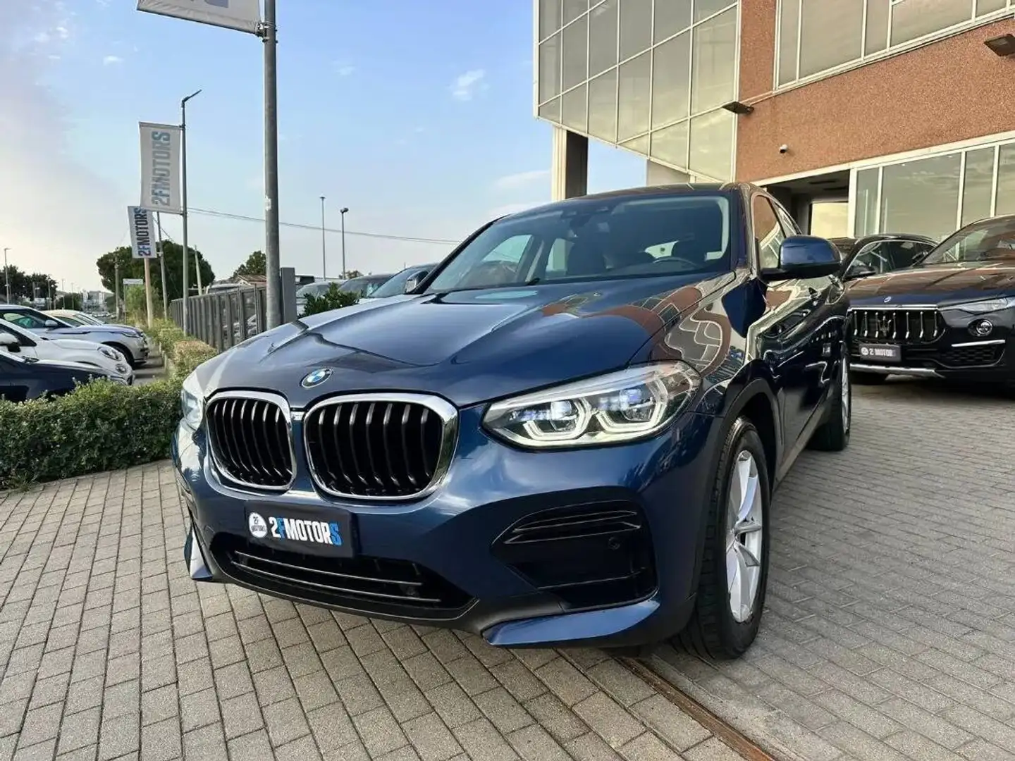 BMW X4 Xdrive30d mhev 48V xLine 249cv auto Azul - 2