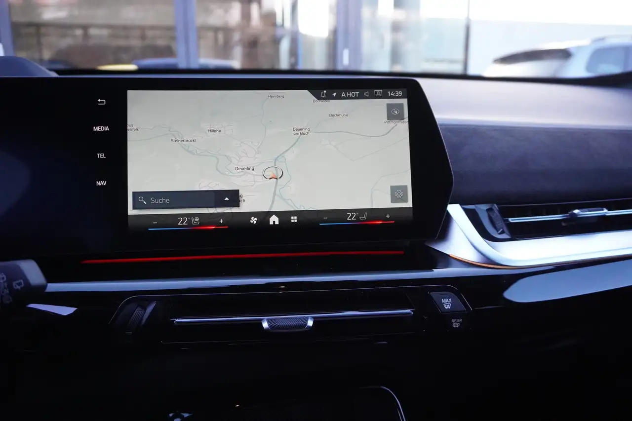 BMW X1 xDrive20d M Sport AHK HeadUp 360Kamera ACC Driving 11