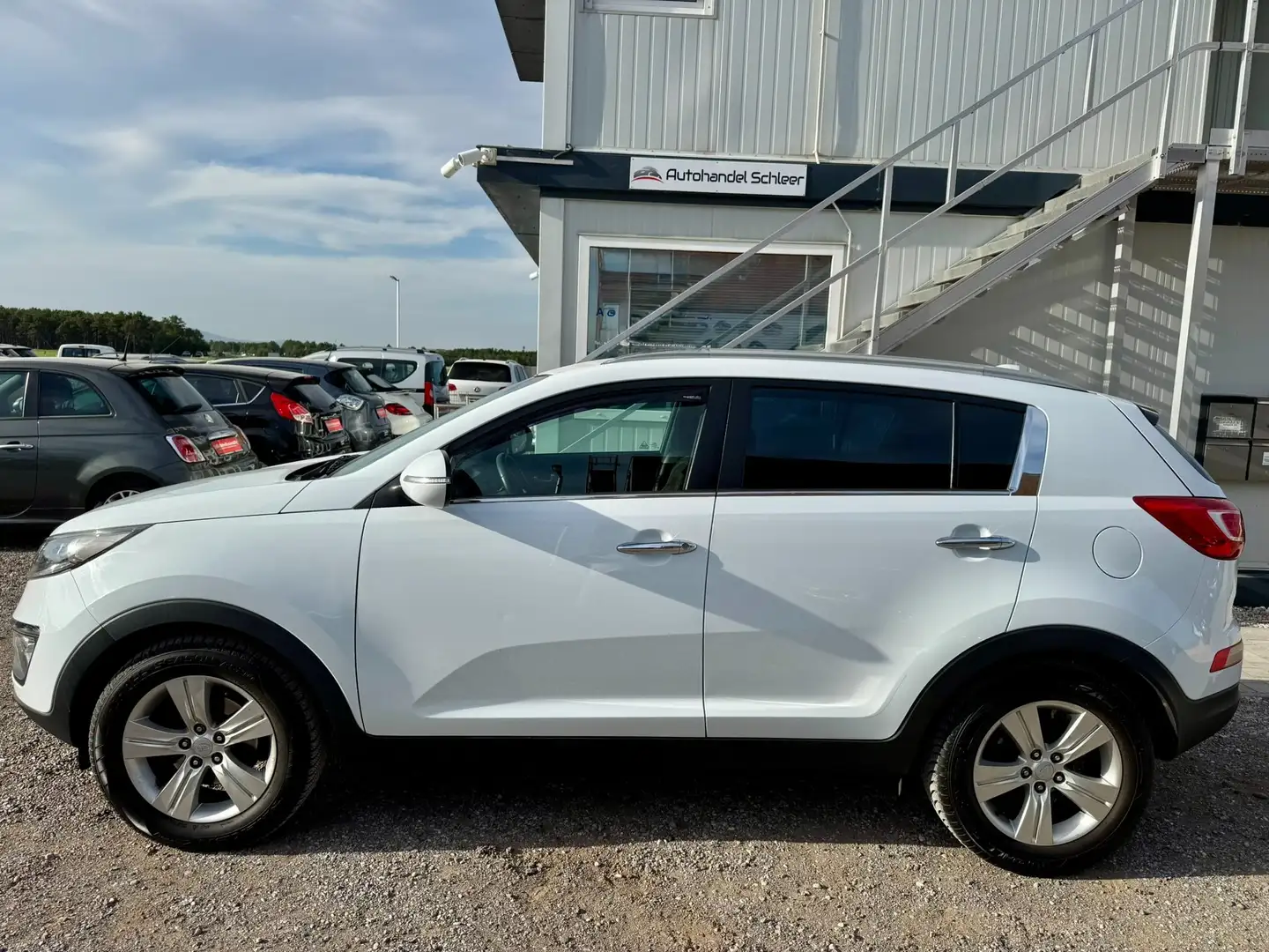 Kia Sportage Attract 2WD_Tempomat_2-Zonen Klimaautomatik Weiß - 2