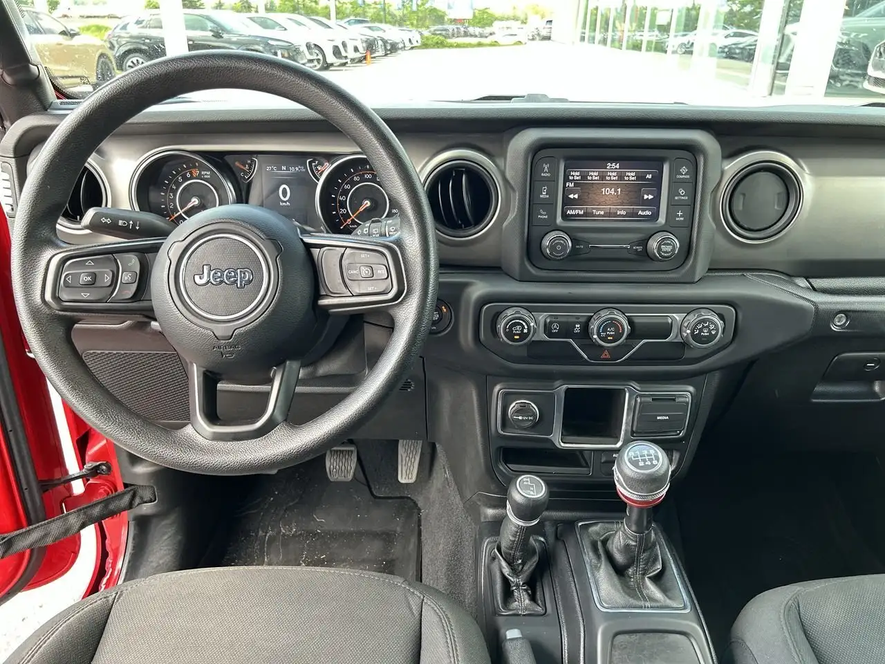 Jeep Wrangler photo Jeep Wrangler