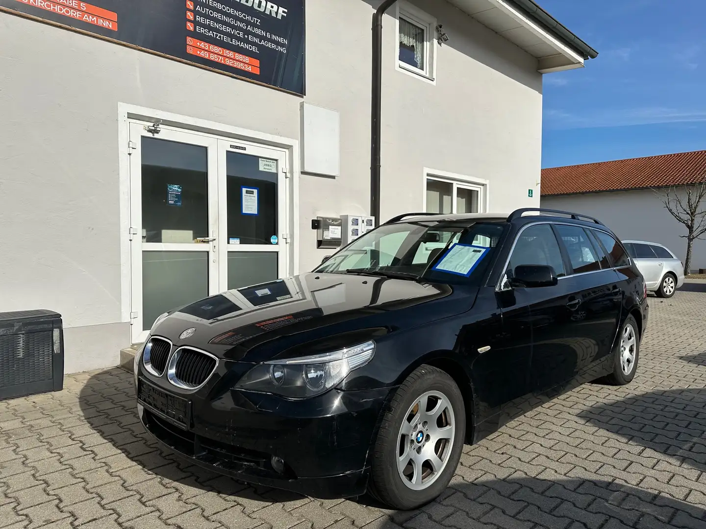 BMW 520 520d Touring Zwart - 1