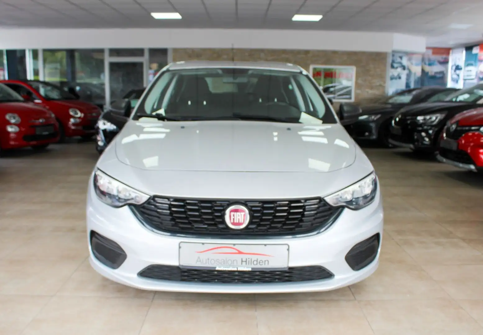 Fiat Tipo 1.4 Pop Limousine Klima USB TÜV Neu 1.Hand Plateado - 2