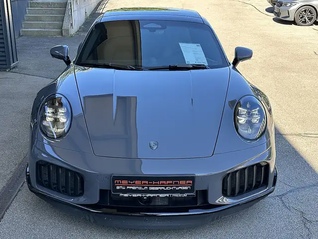 Porsche 992 911 992.2 Carrera Coupé Turbo S PDK Ansicht 3