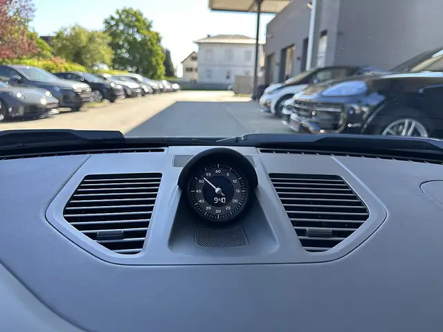 Porsche 992 911 992.2 Carrera Coupé Turbo S PDK Ansicht 37