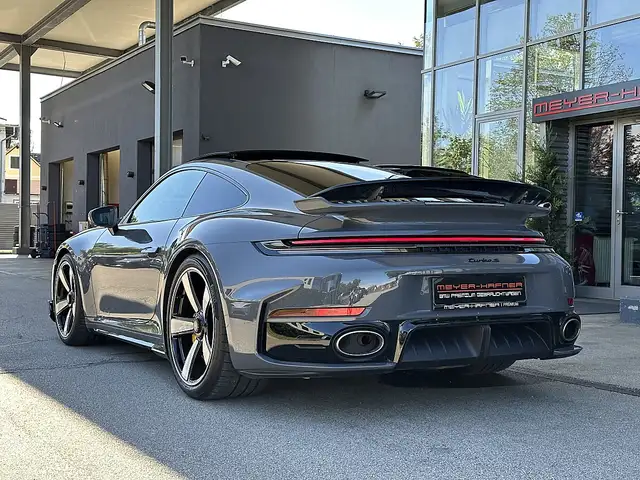 Porsche 992 911 992.2 Carrera Coupé Turbo S PDK Ansicht 14