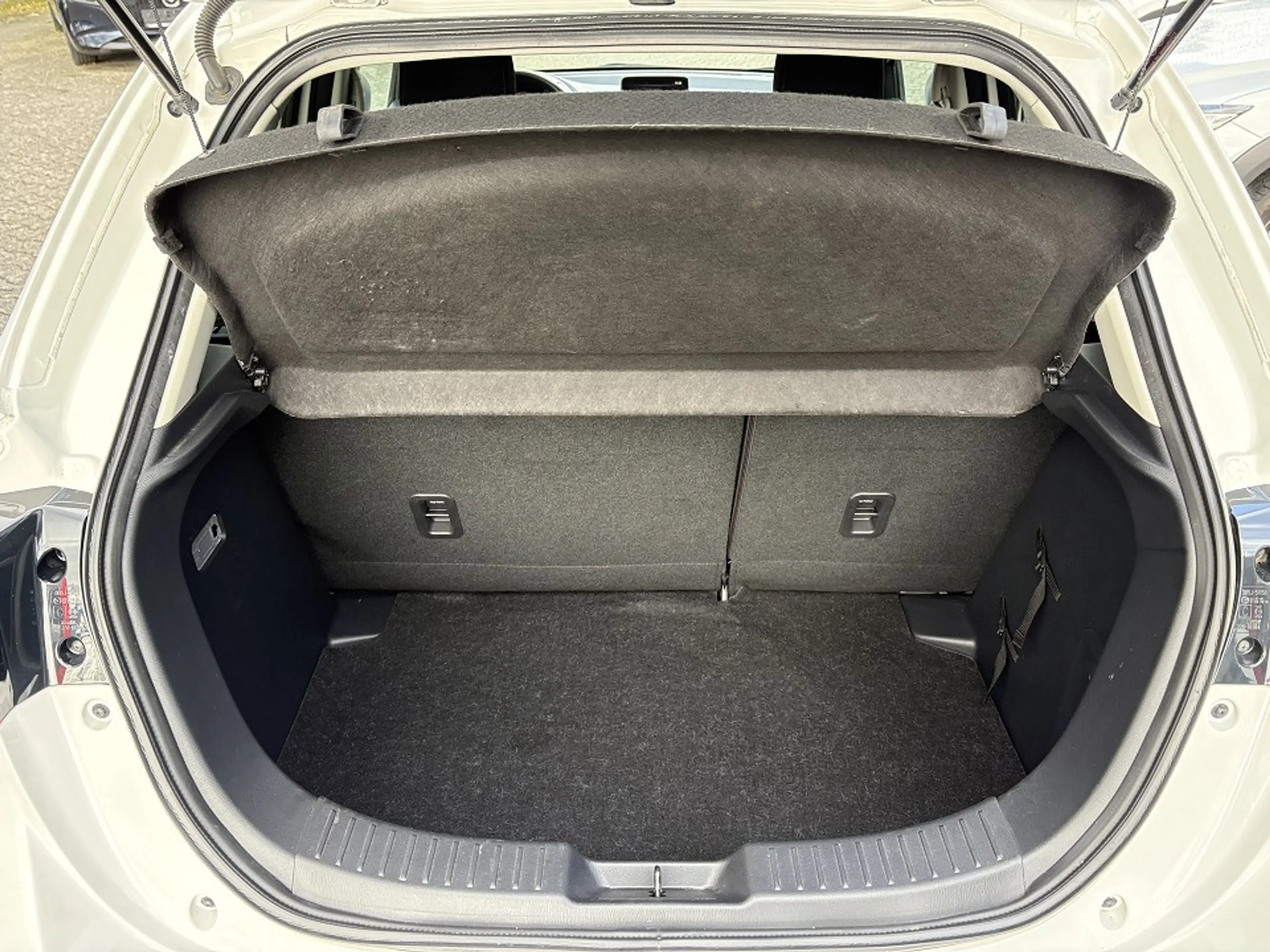 Mazda 2 SKYACTIV-G90 KIZOKU, NAVI, R.KAMERA, ALU-16, — photo 10