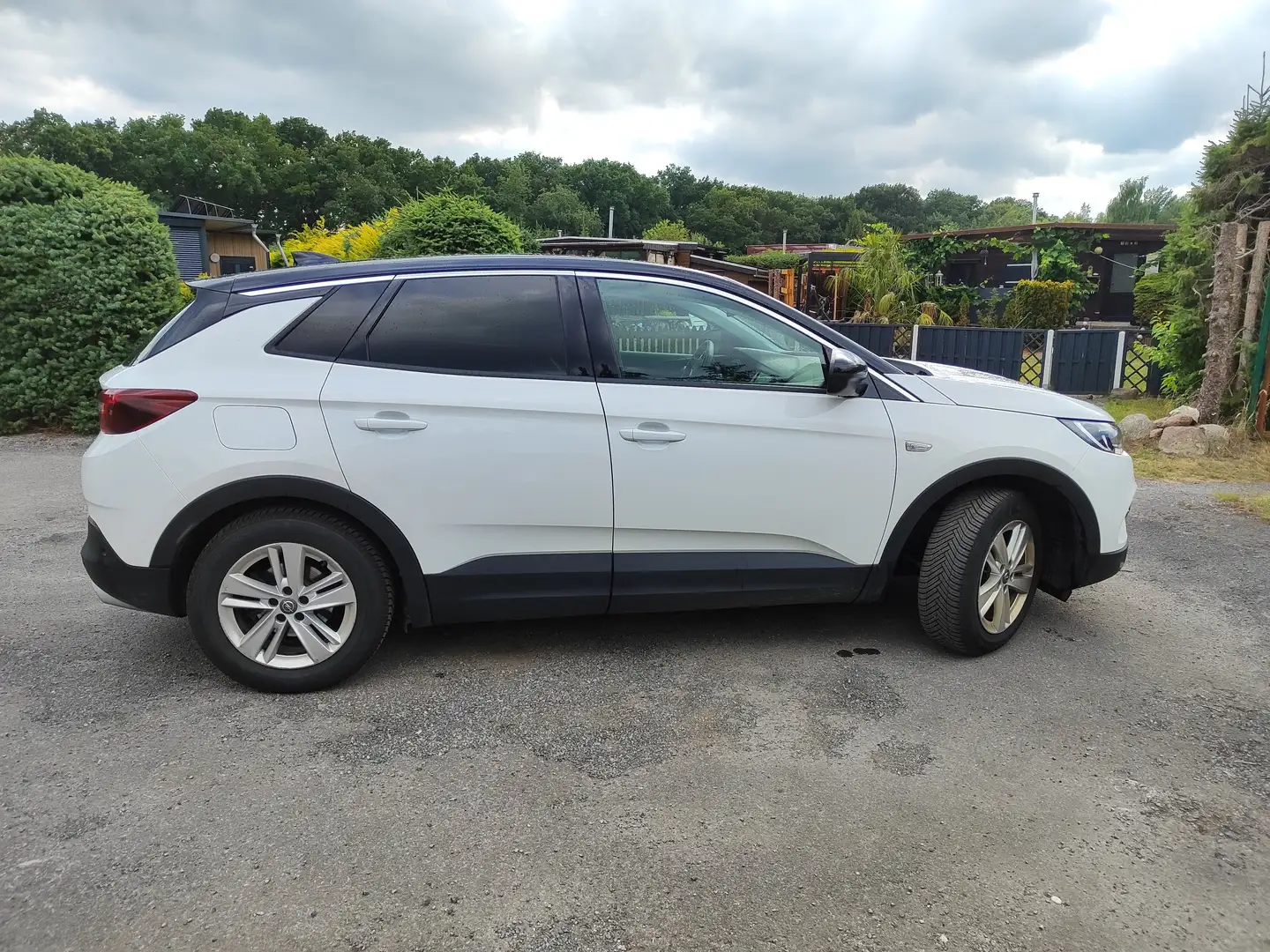 Opel Grandland X Grandland X 2.0 D Start/Stop Automatik 120 Jahre Weiß - 1