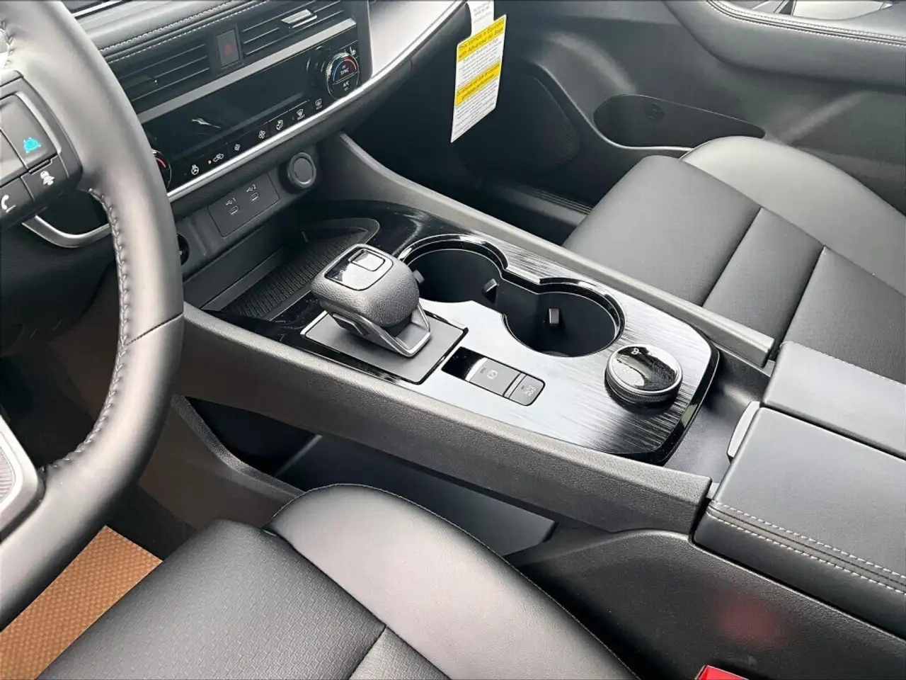 Nissan Rogue photo Nissan Rogue