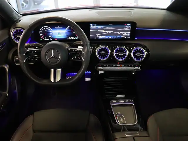 Mercedes-Benz 250 view 14