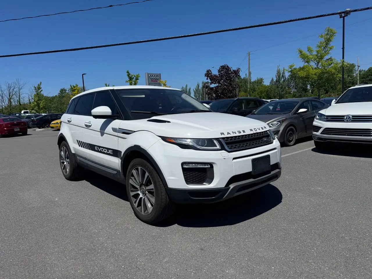Land Rover Range Rover Evoque photo Land Rover Range Rover Evoque