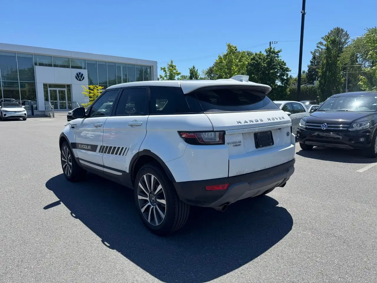 Land Rover Range Rover Evoque photo Land Rover Range Rover Evoque