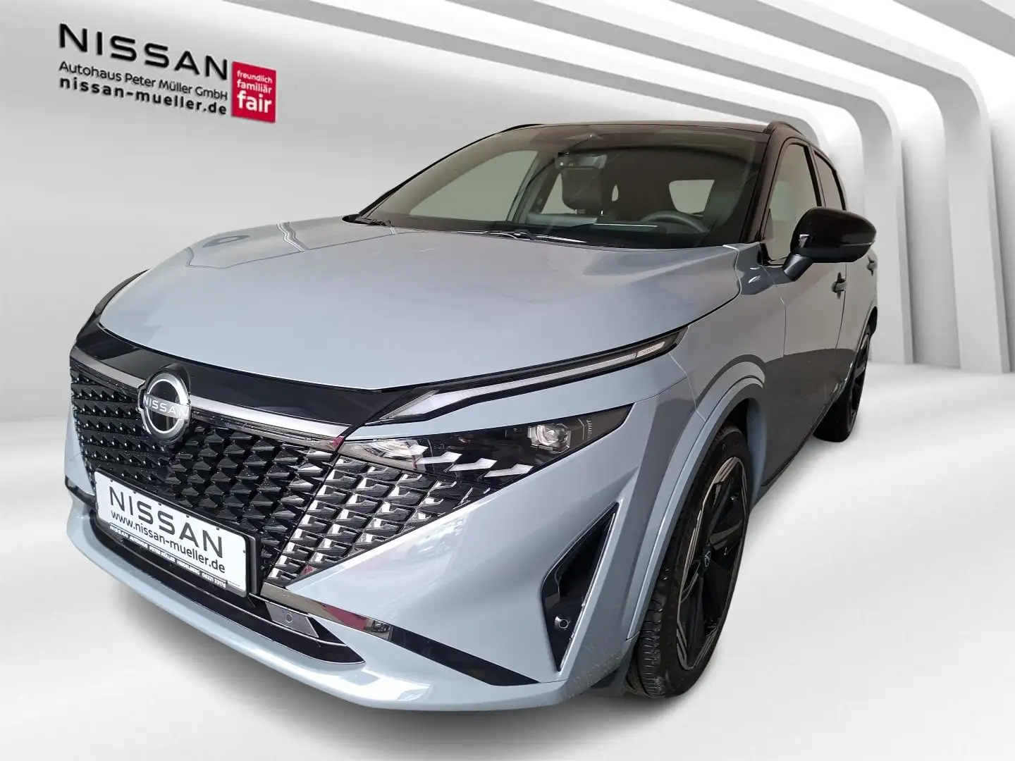 Nissan Qashqai 1.3 DIG-T Xtronic N-Design Komfort Plus Grau - 1