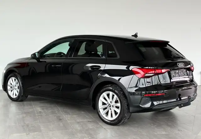 Audi A3 view 9