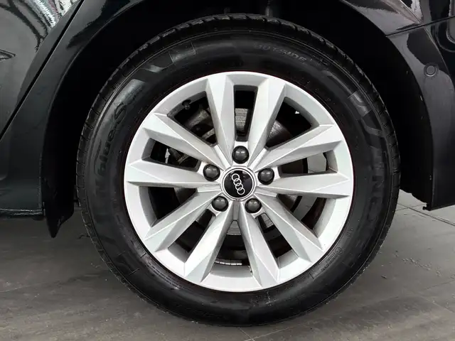 Audi A3 view 8