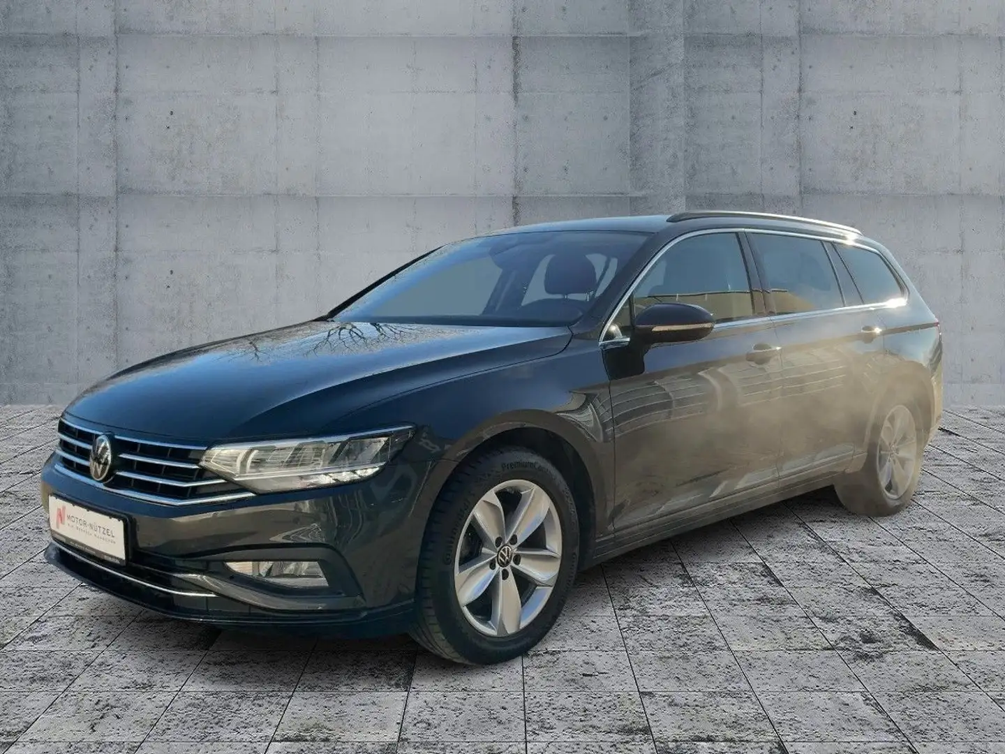 Volkswagen Passat Variant 2.0 TDI DSG BUSINESS LED+NAVI+ACC Grijs - 2