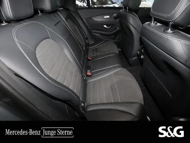 Mercedes-Benz GLC view 8