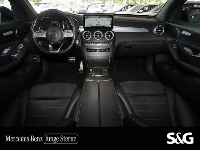 Mercedes-Benz GLC view 7