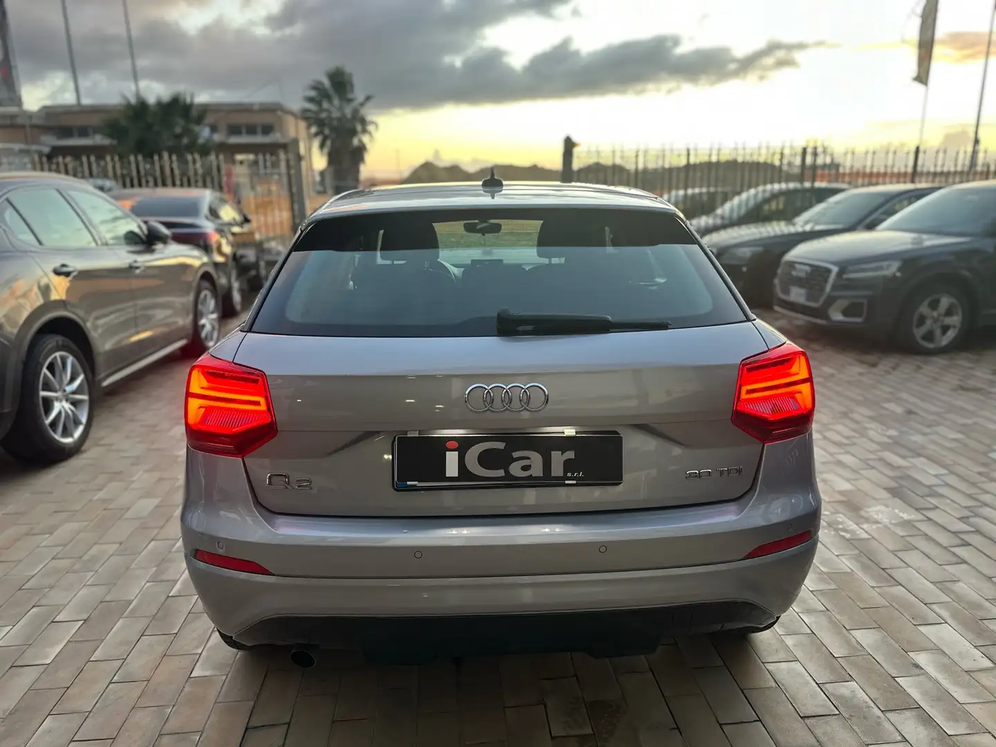 Audi Q2 Q2 30 1.6 tdi s-tronic Gris - 2
