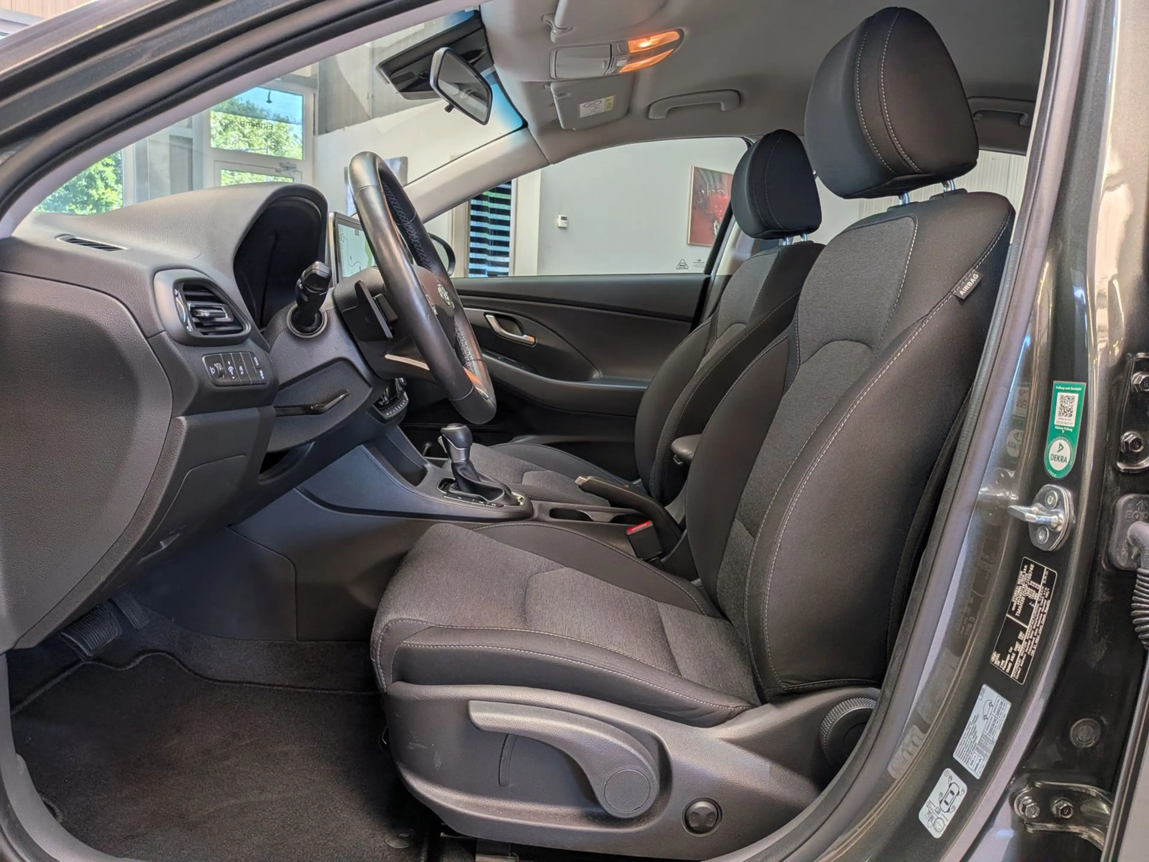 Hyundai i30 1.5 T-GDI DCT Trend MHEV Cam Navi LED-Paket — photo 13