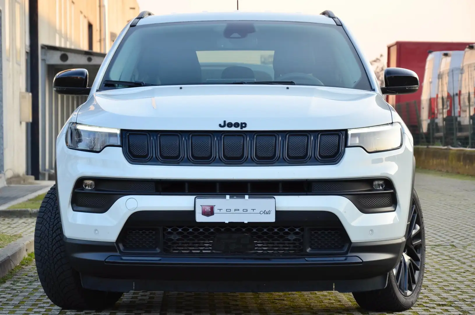 Jeep Compass 1.6 mjt Night Eagle 2wd 130cv UNICO, PERMUTE Bianco - 2