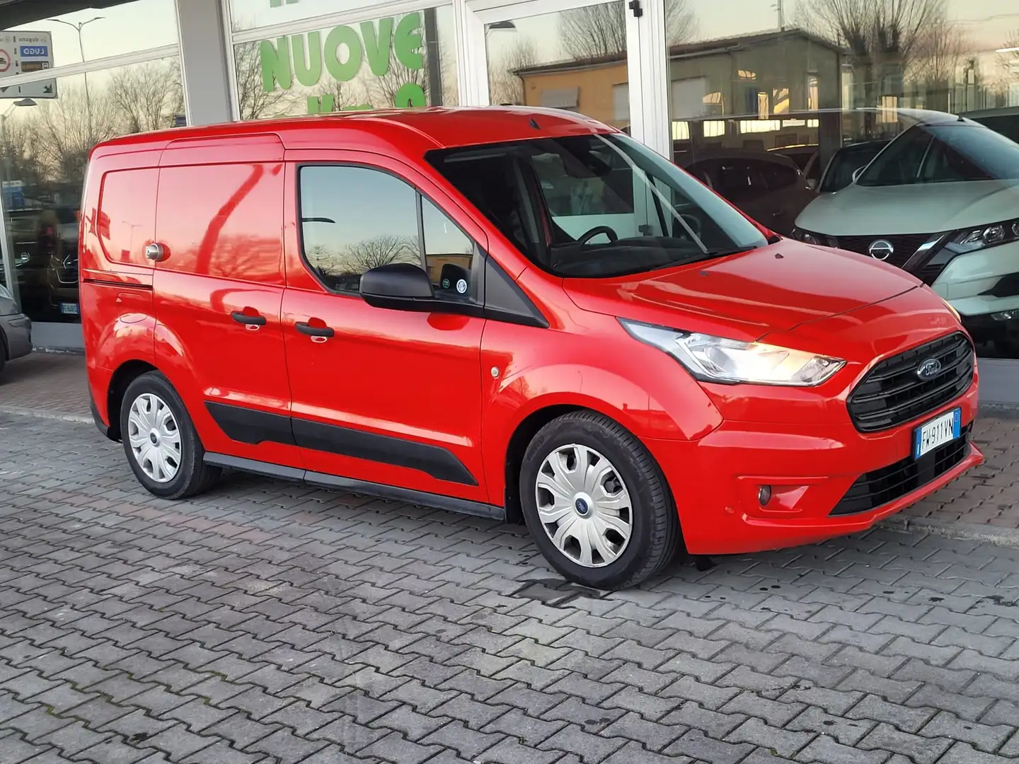 Ford Transit Connect 1.5TDCi  120cv Auto Trend 200 L1H1 Officina Rosso - 2