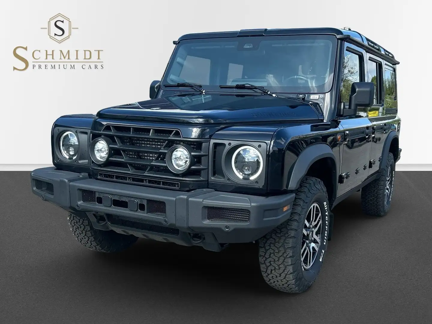 Ineos Grenadier Utility Wagon (5 Seat) Schwarz - 1