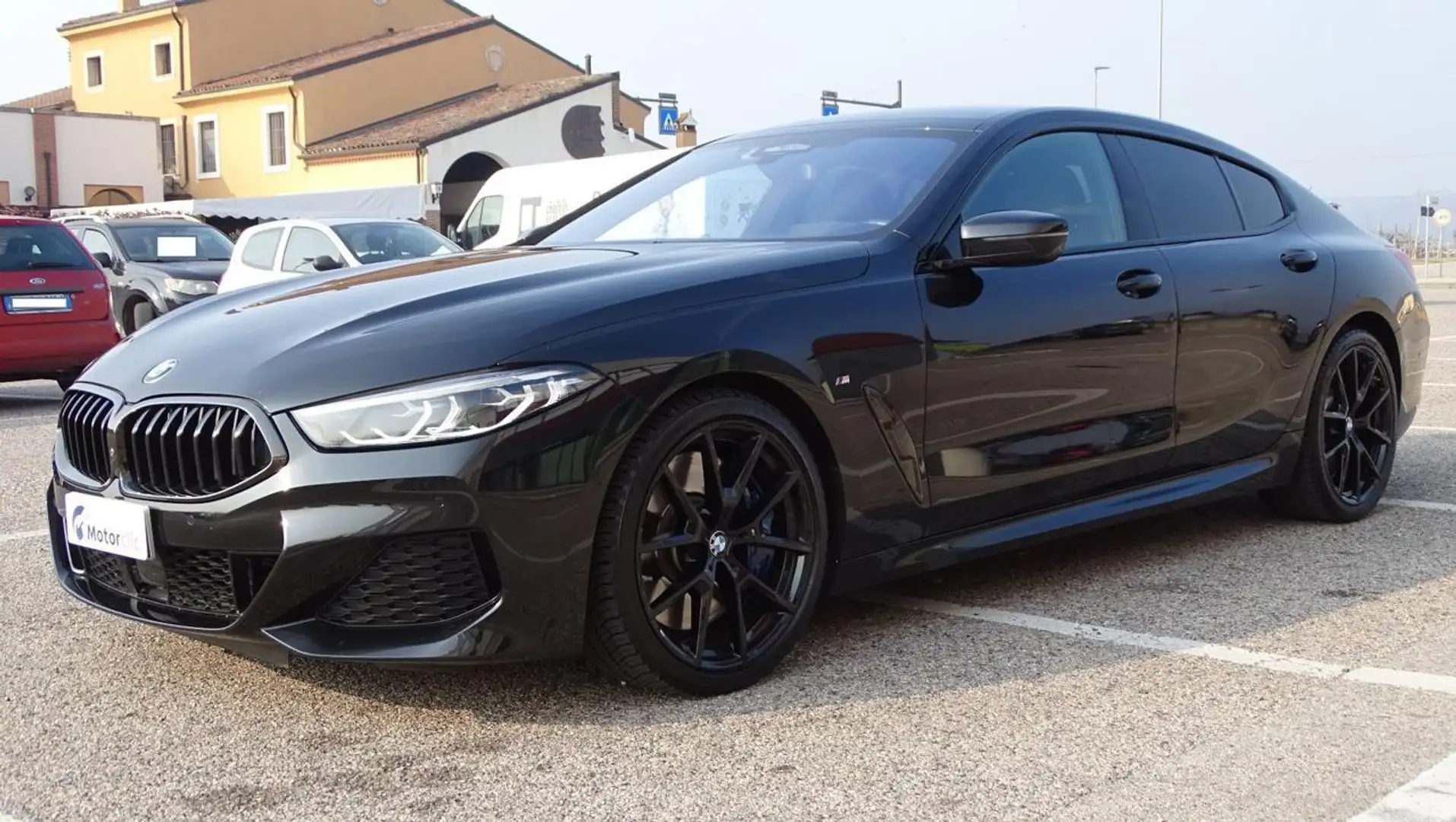 BMW 840 d xDrive M Sport Gran Coupé Blau - 1