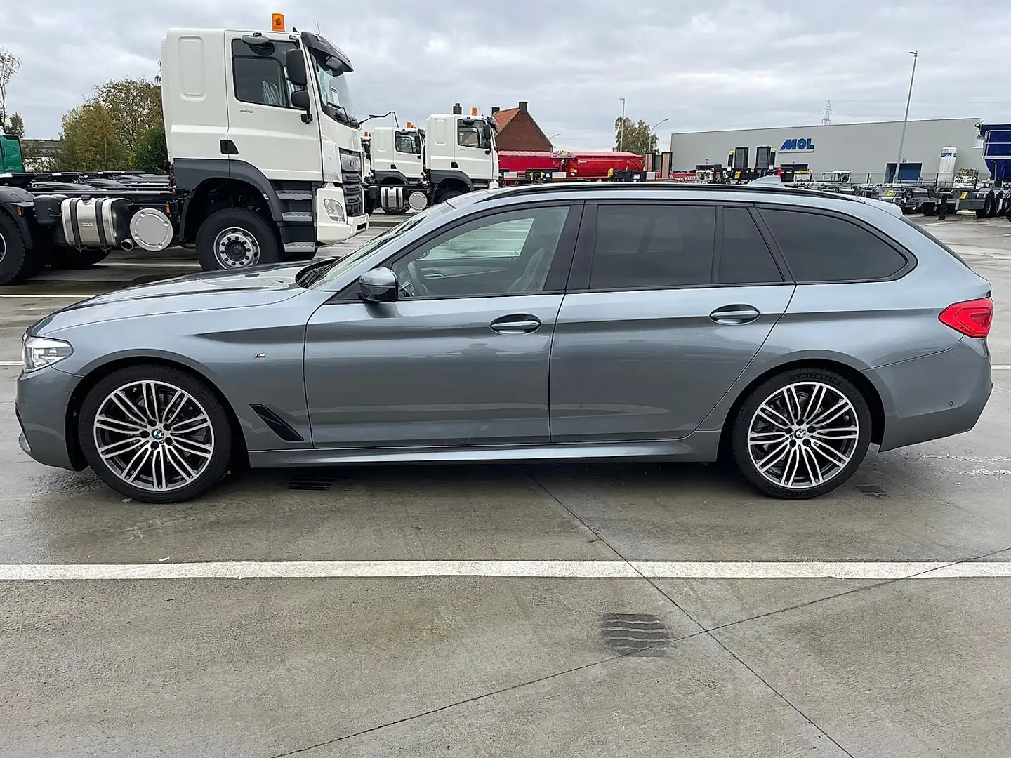 BMW 518 518D Touring Gris - 2