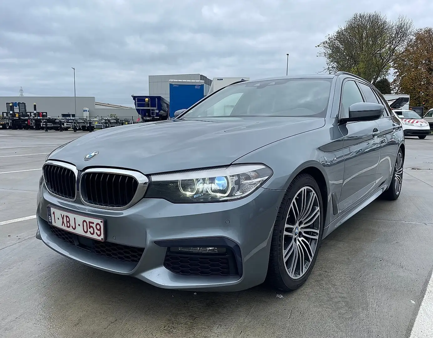 BMW 518 518D Touring Gris - 1