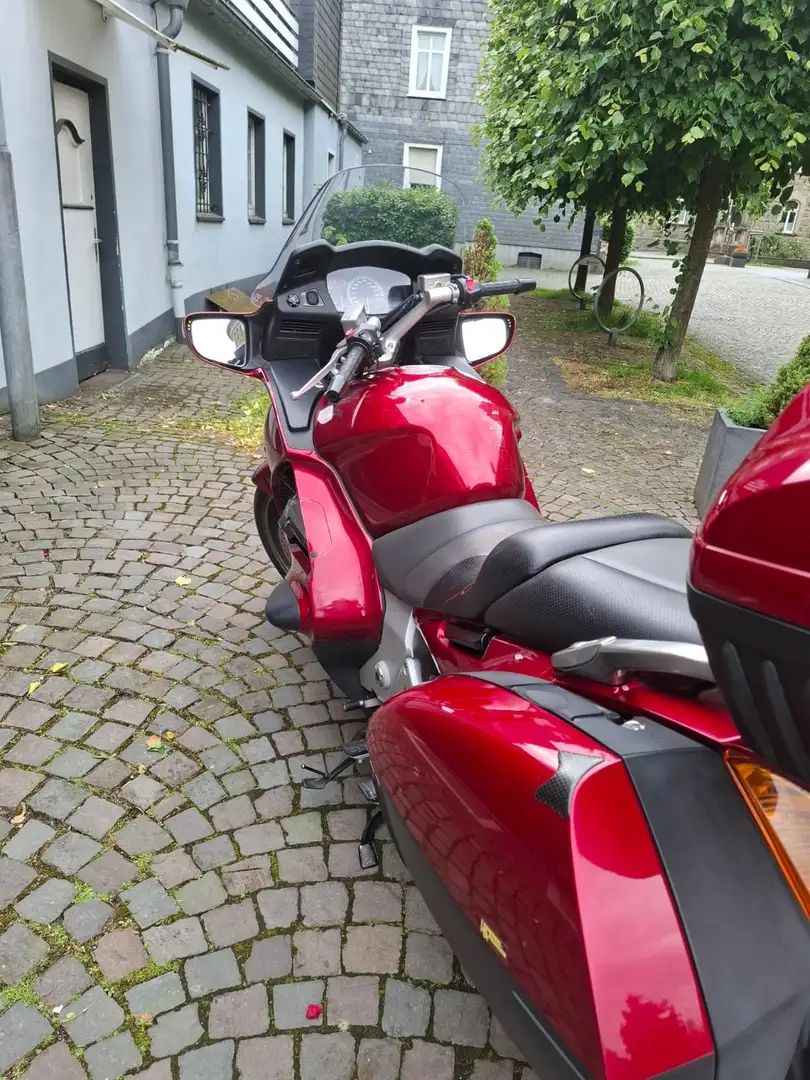 Honda ST 1300 Rouge - 1