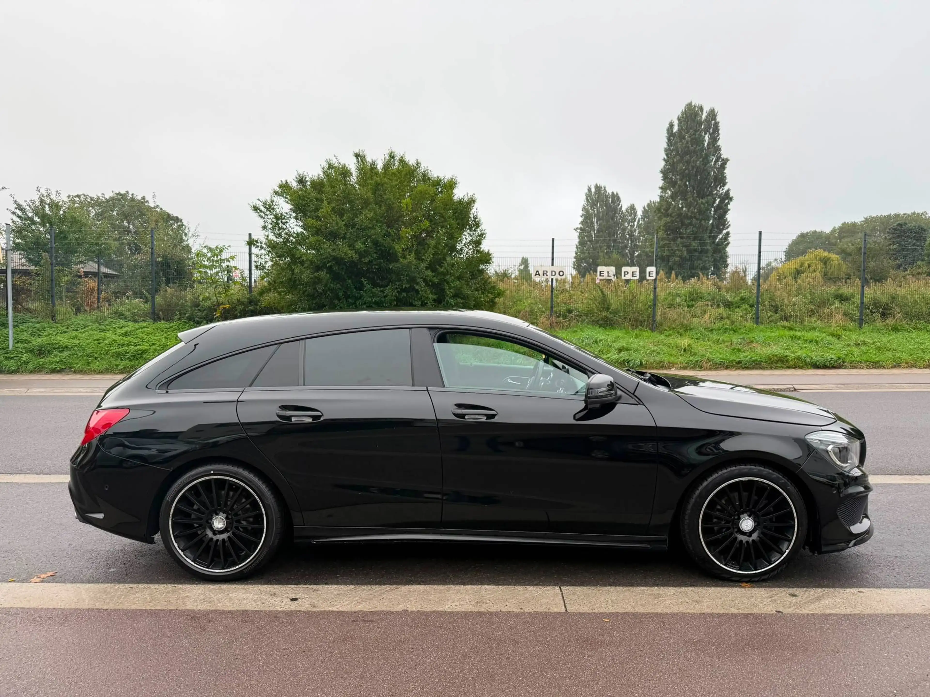 Mercedes-Benz CLA 200 CLA 200 d — photo 4