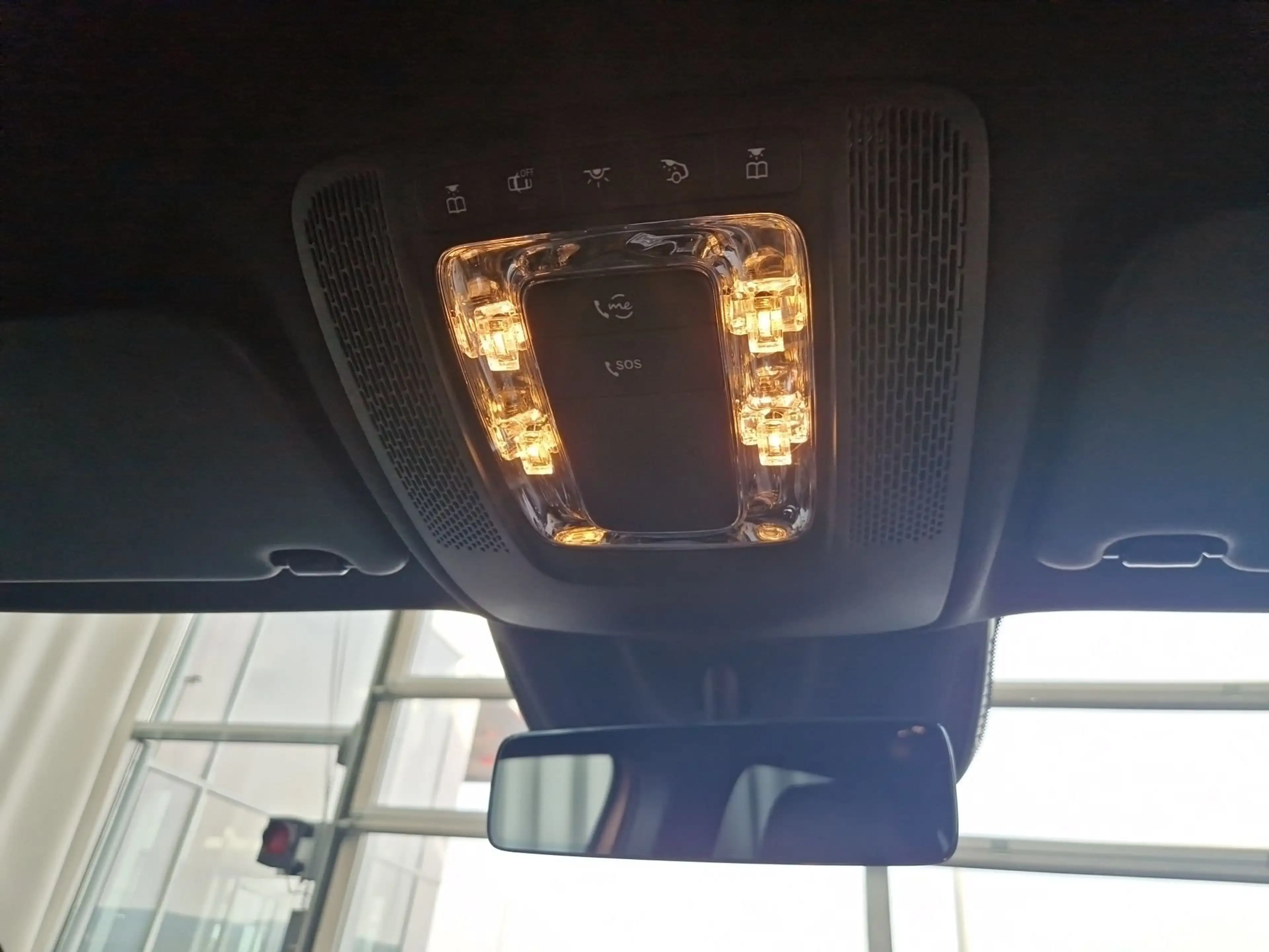 Mercedes-Benz EQA 350 4MATIC 2xKlima ACC AHK AUT Kam. KlimaA — photo 26