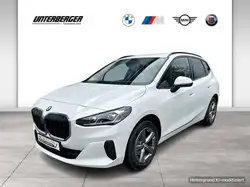 Bmw 220 i Active Tourer AHK Premium Paket LED Komfortzg. S