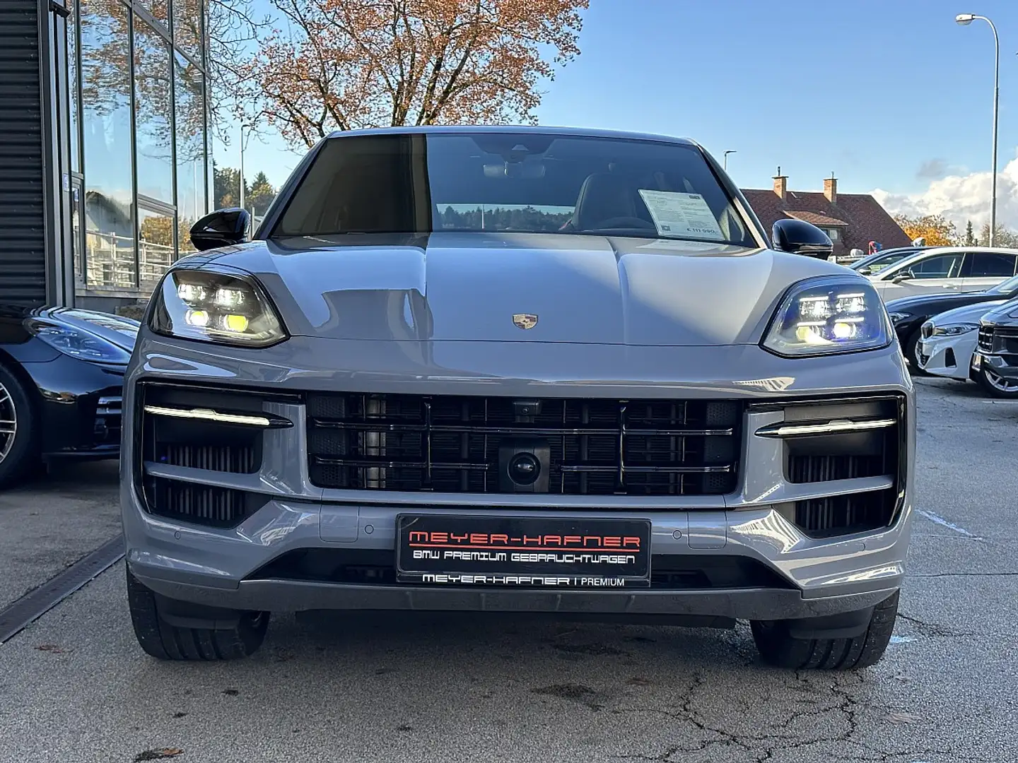 Porsche Cayenne Coupe III E-Hybrid PHEV 21,8 kWh Aut. / SportDe... Grau - 2