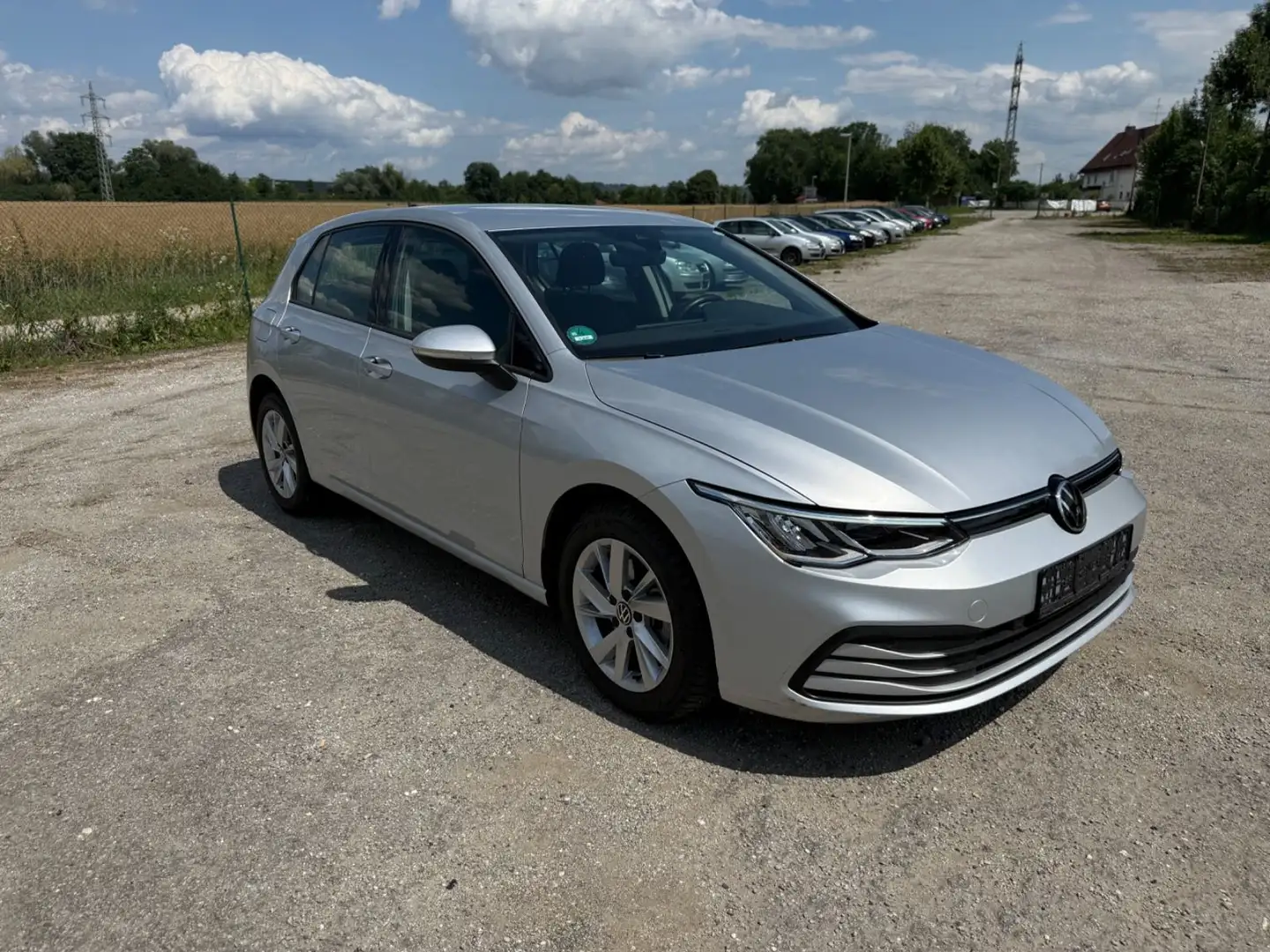 Volkswagen Golf VIII Lim. Life I 131PS I Sitzheizung I Navi Argent - 1