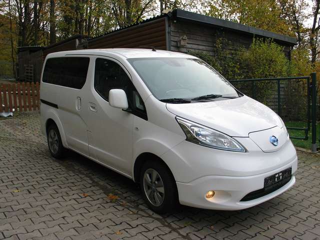 Nissan E-NV200 Evalia, 6 Sitzer, 40 kW Batt., Navi, Klima