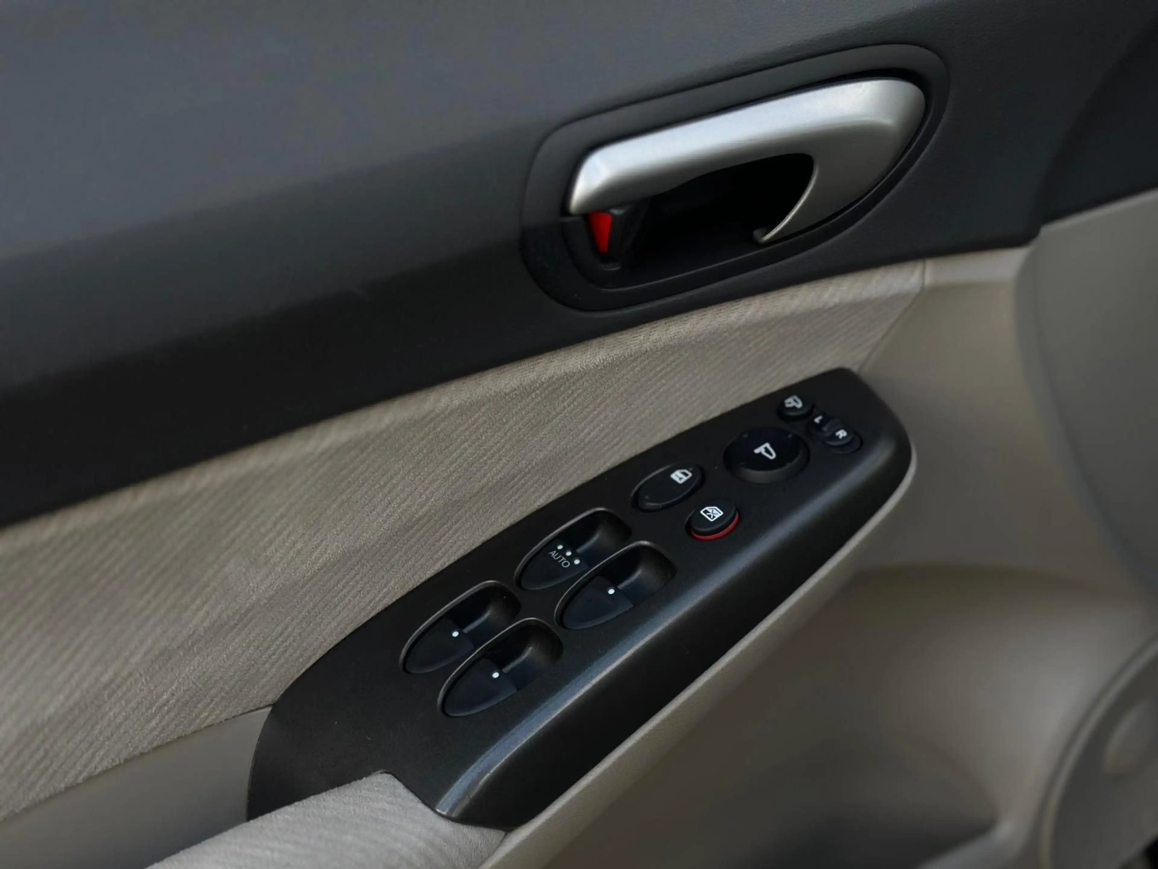 Honda Civic Hybrid Lim. 4-trg. Comfort — photo 10