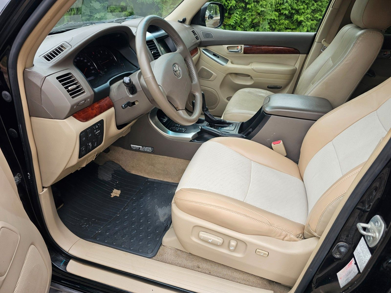 Toyota Land Cruiser 3.0 D-4D Aut Navi Leder 8 Sitzer — photo 7