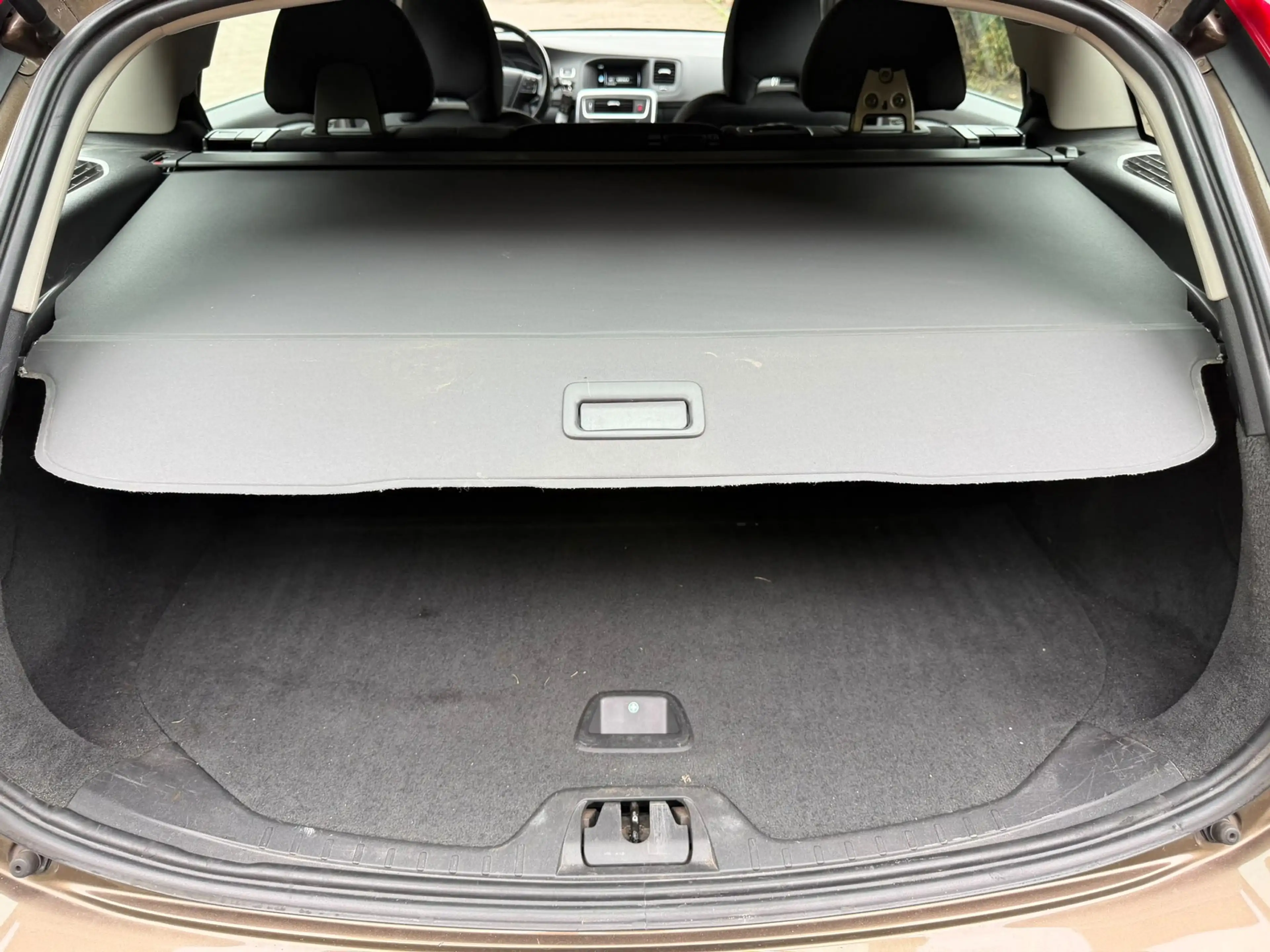 Volvo V60 Cross Country 2.0 D4 Kinetic — photo 5