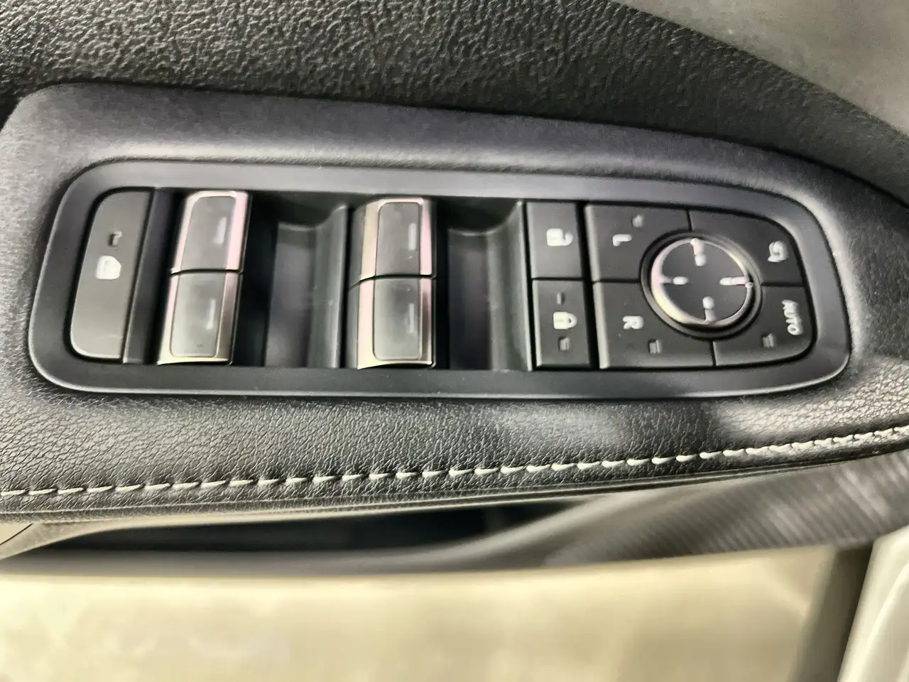 Lexus RX снимка Lexus RX