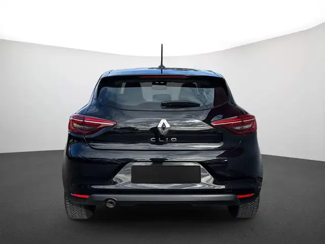 Renault Clio view 4