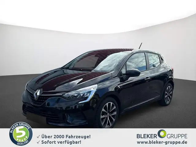 Renault Clio view 2