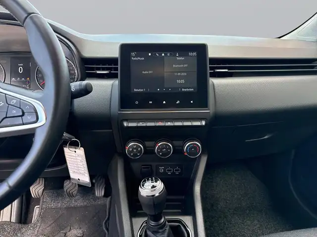 Renault Clio view 14