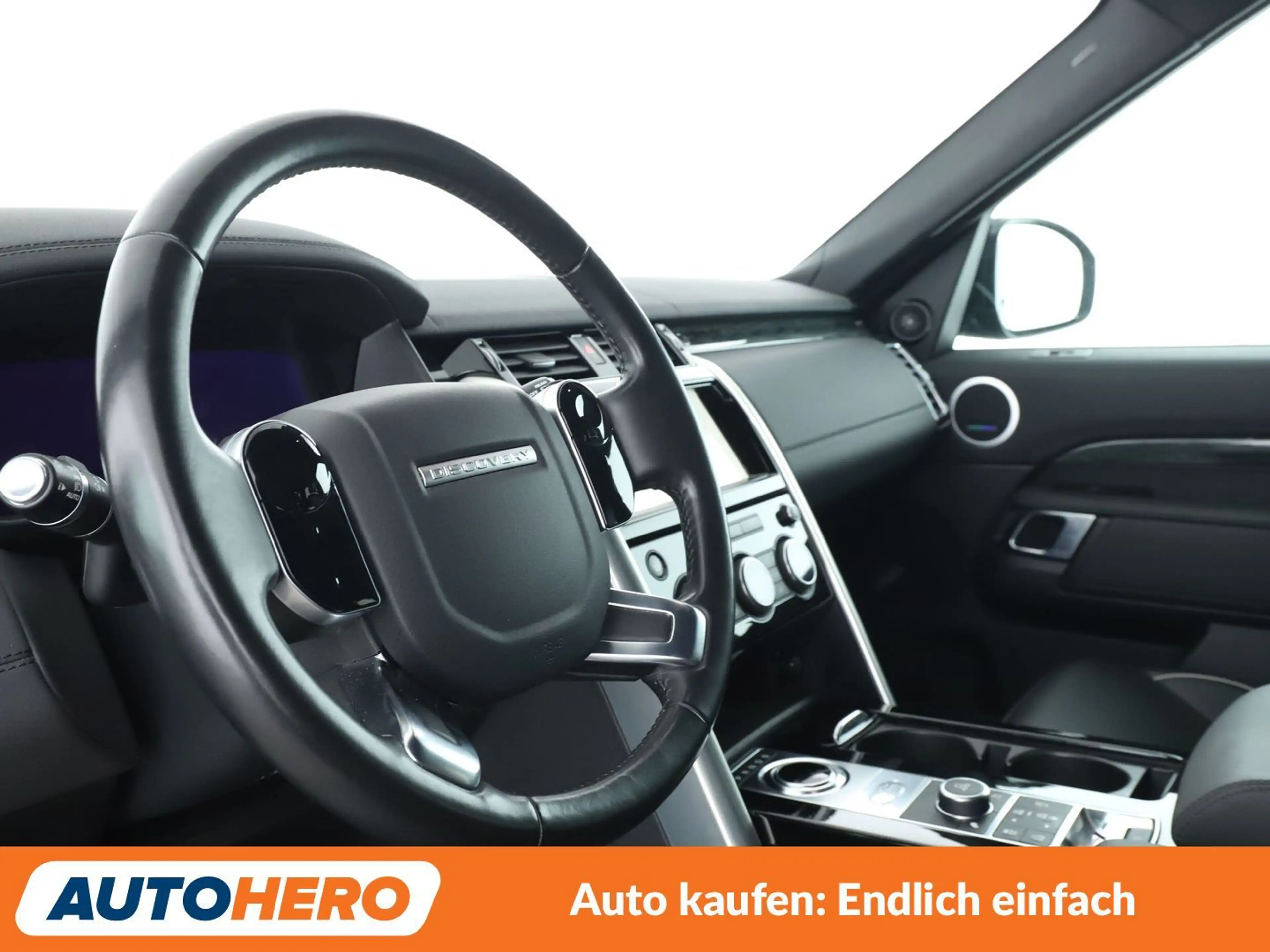 Land Rover Discovery 3.0 SD V6 HSE — photo 11