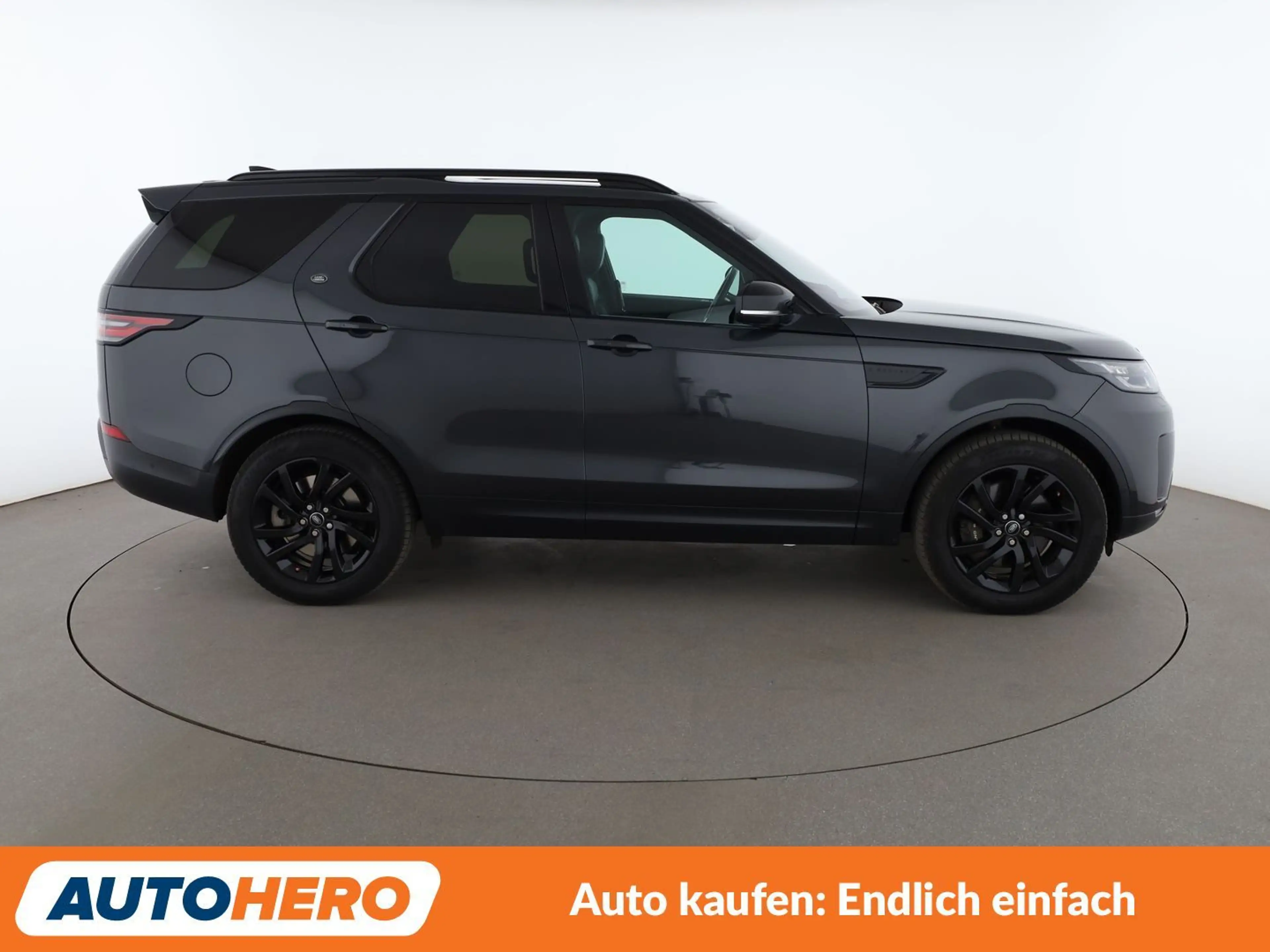 Land Rover Discovery 3.0 SD V6 HSE — photo 7