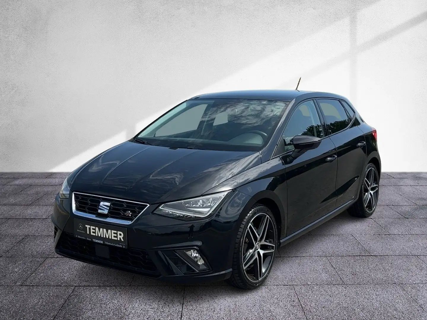 SEAT Ibiza 1,0 TSI DSG FR-Line LED ACC SHZ Schwarz - 2