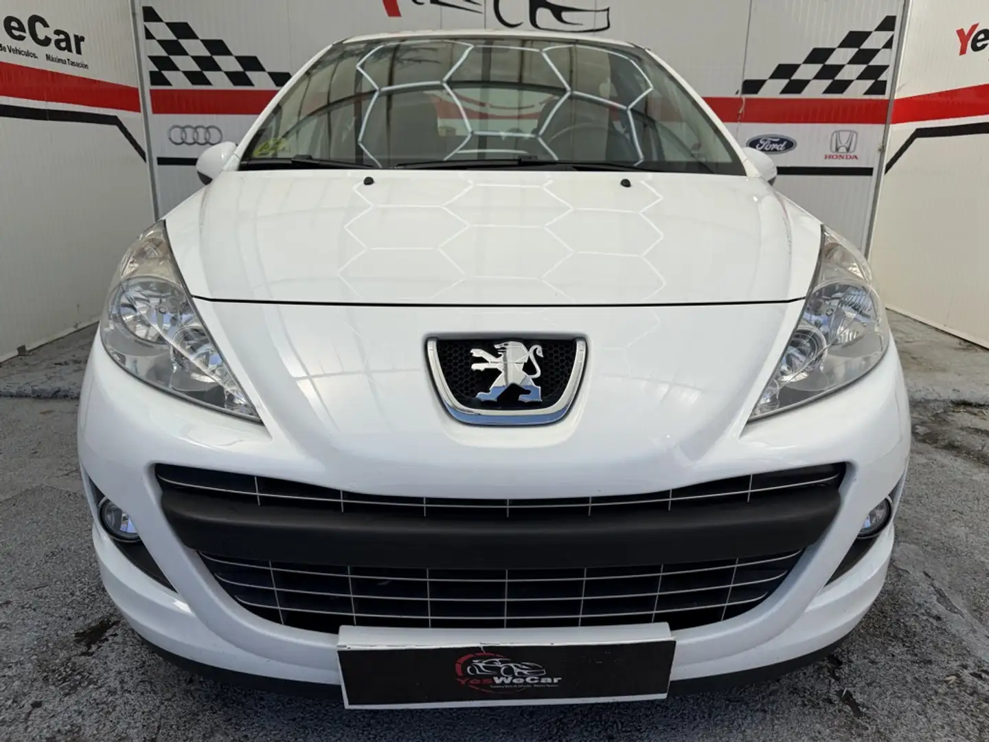 Peugeot 207 1.6HDI FAP Active Blanco - 2